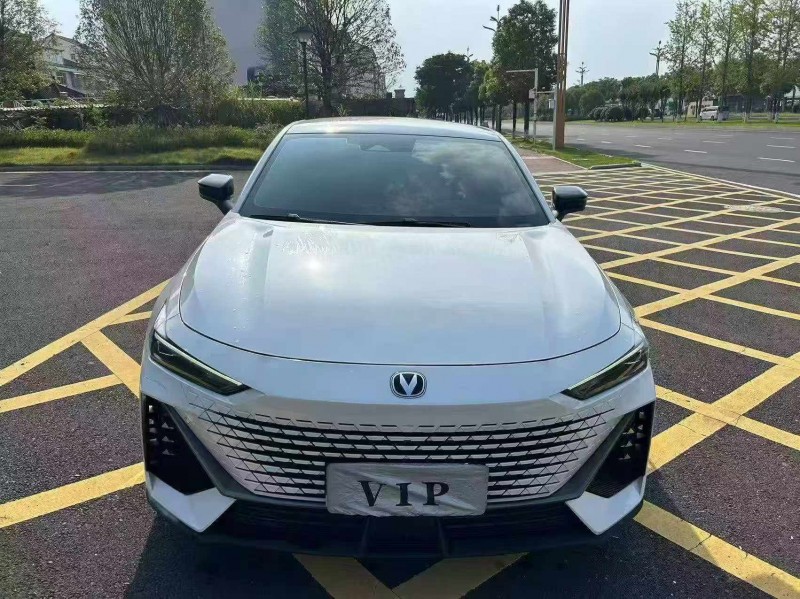 邵陽25年長安汽車UNI1