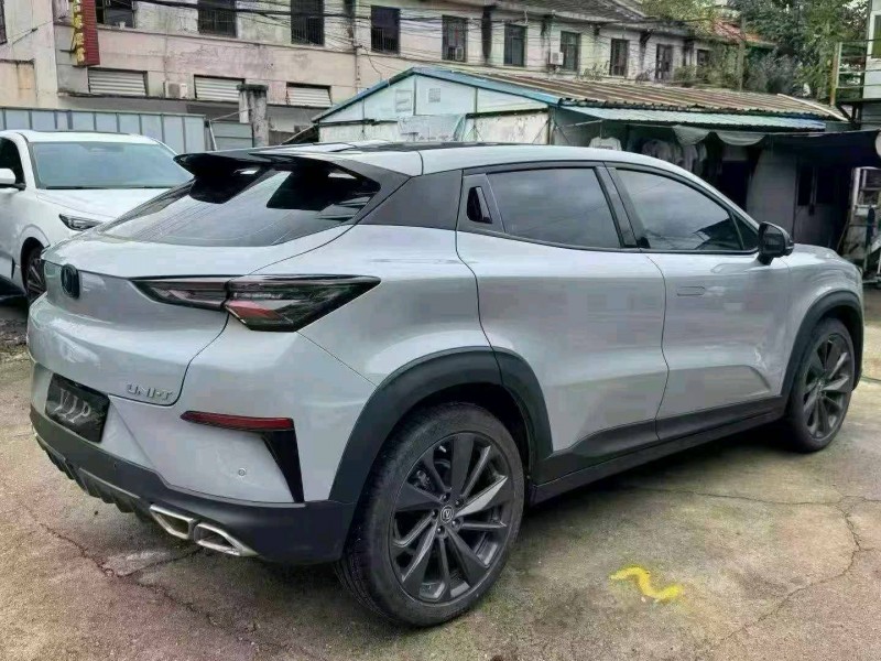 常德20年長安汽車UNI8