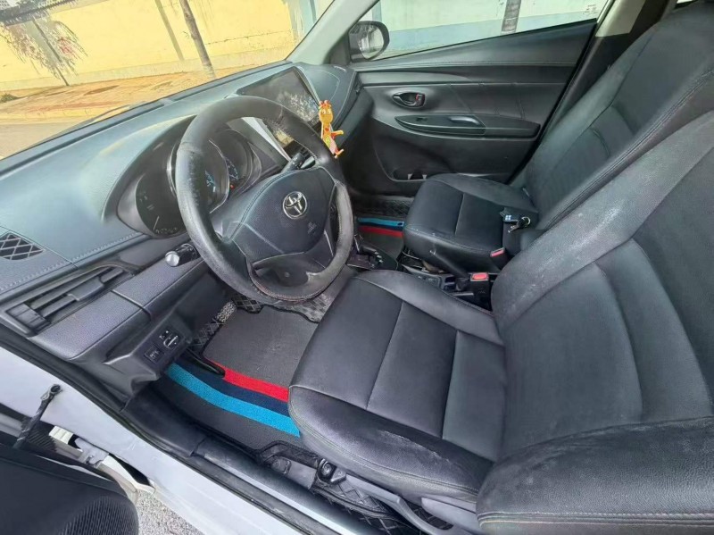 鄭州18年豐田YARiS L 致炫4