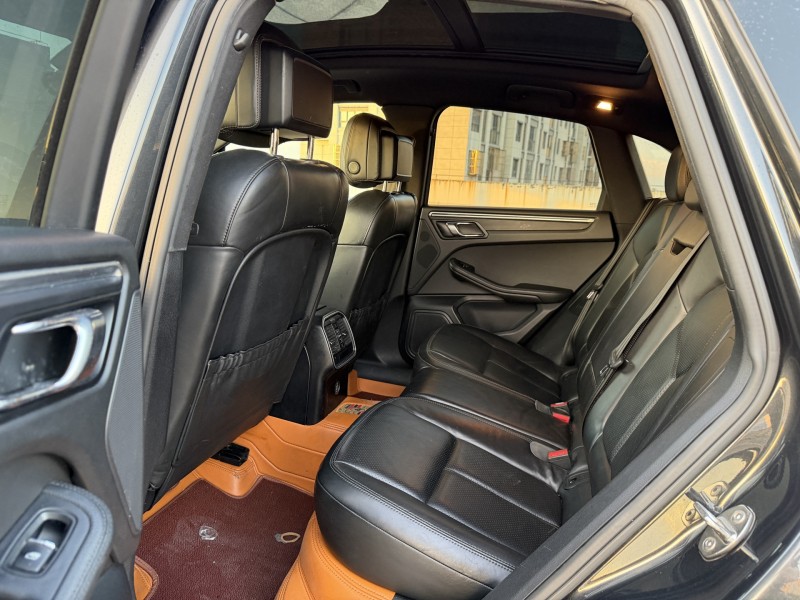 鹽城18年保時捷Macan5