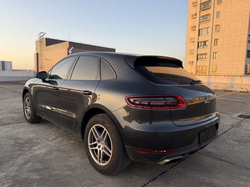 鹽城18年保時捷Macan9