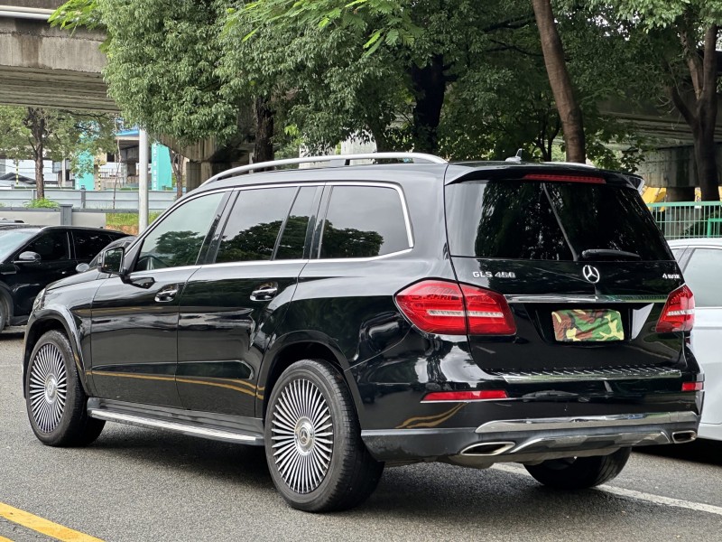 東莞17年奔馳GLS7