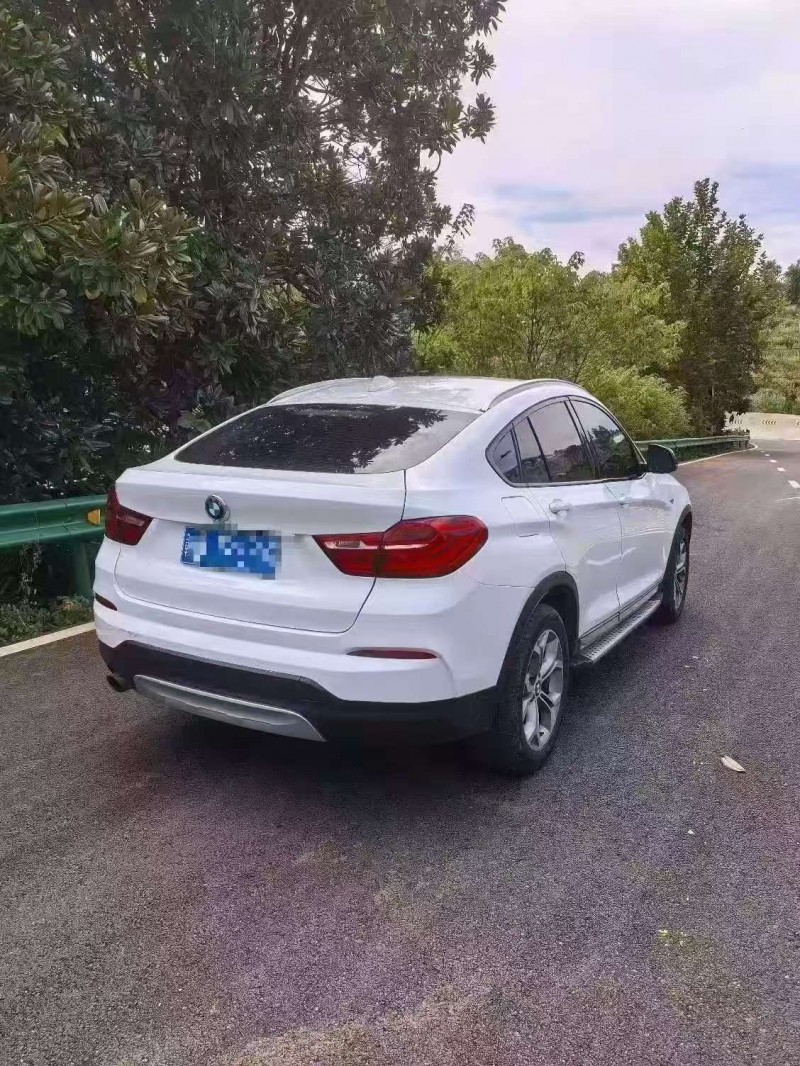 九江15年寶馬X48