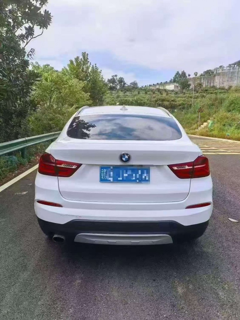 九江15年寶馬X49