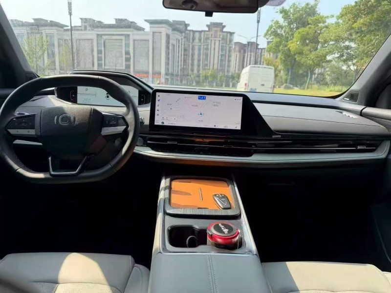 常州25年長安汽車啟源5