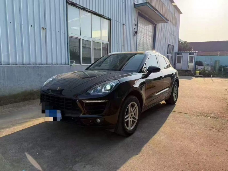 淄博17年保時捷Macan2