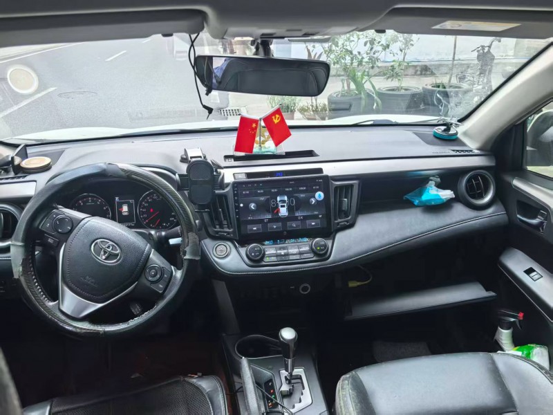 廣州17年豐田RAV43