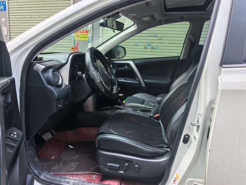 廣州17年豐田RAV45