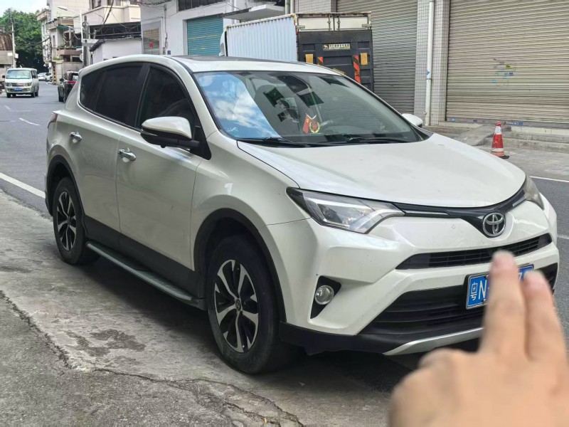 廣州17年豐田RAV46