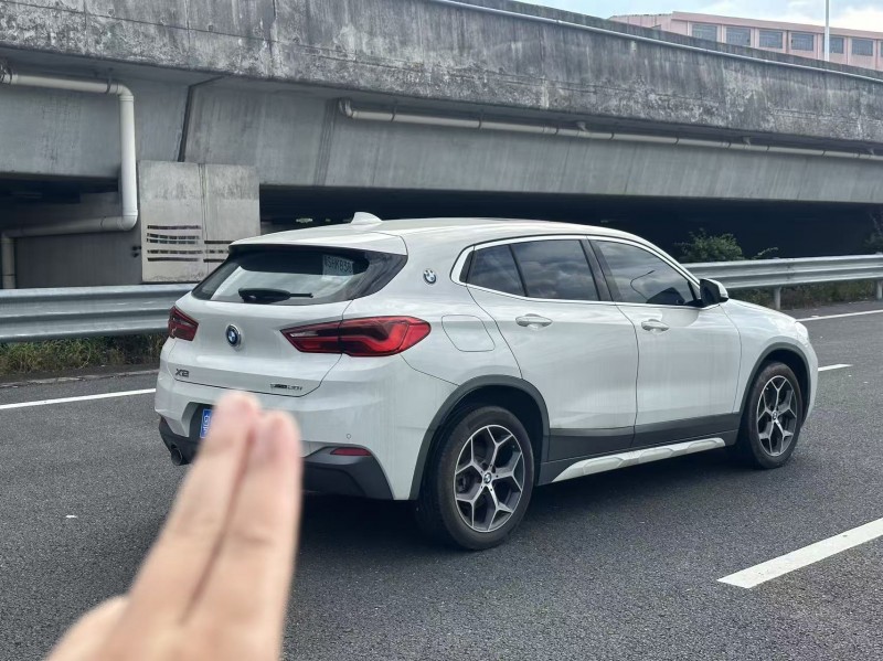 廣州19年寶馬X23