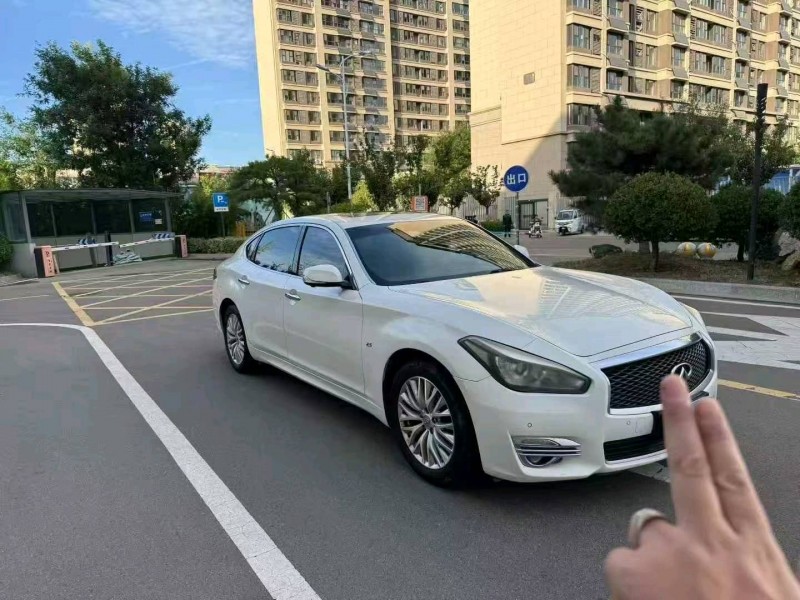 濟南18年英菲尼迪Q702