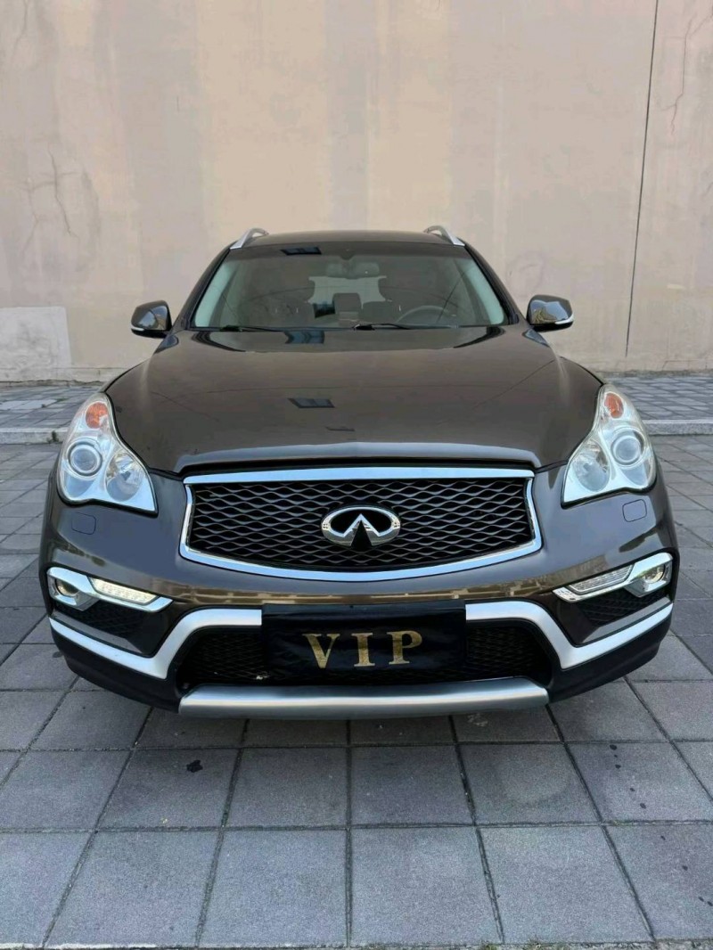 營口17年英菲尼迪QX501