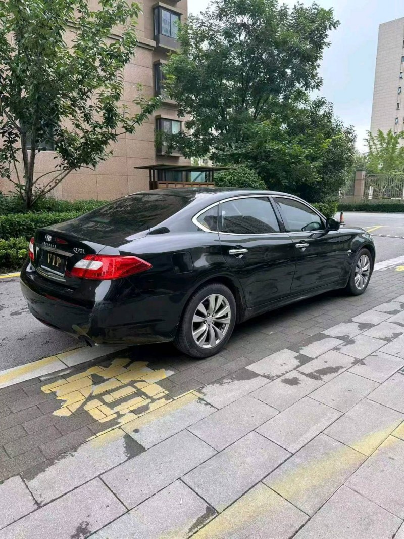 徐州15年英菲尼迪Q706