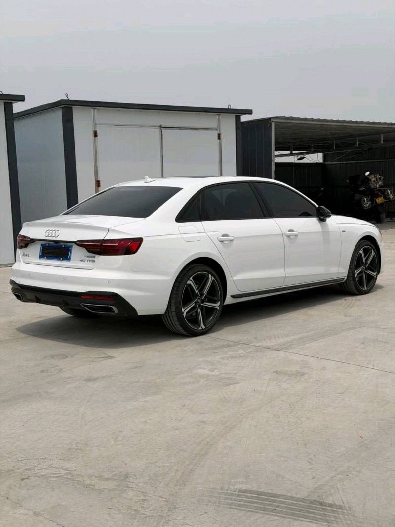 新鄉25年奧迪A4L9