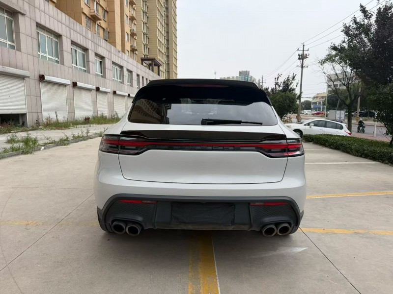 太原22年保時捷Macan6