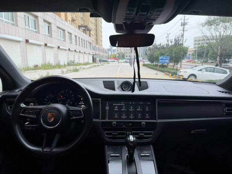太原22年保時捷Macan8