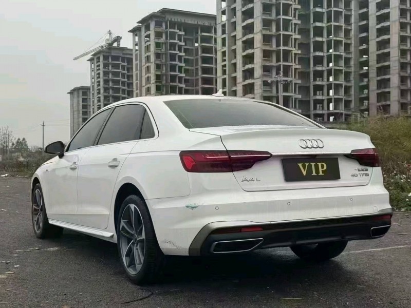 南宁23年奥迪A4L4