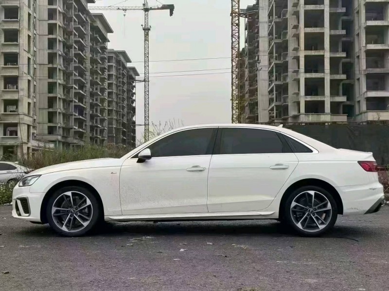 南宁23年奥迪A4L8