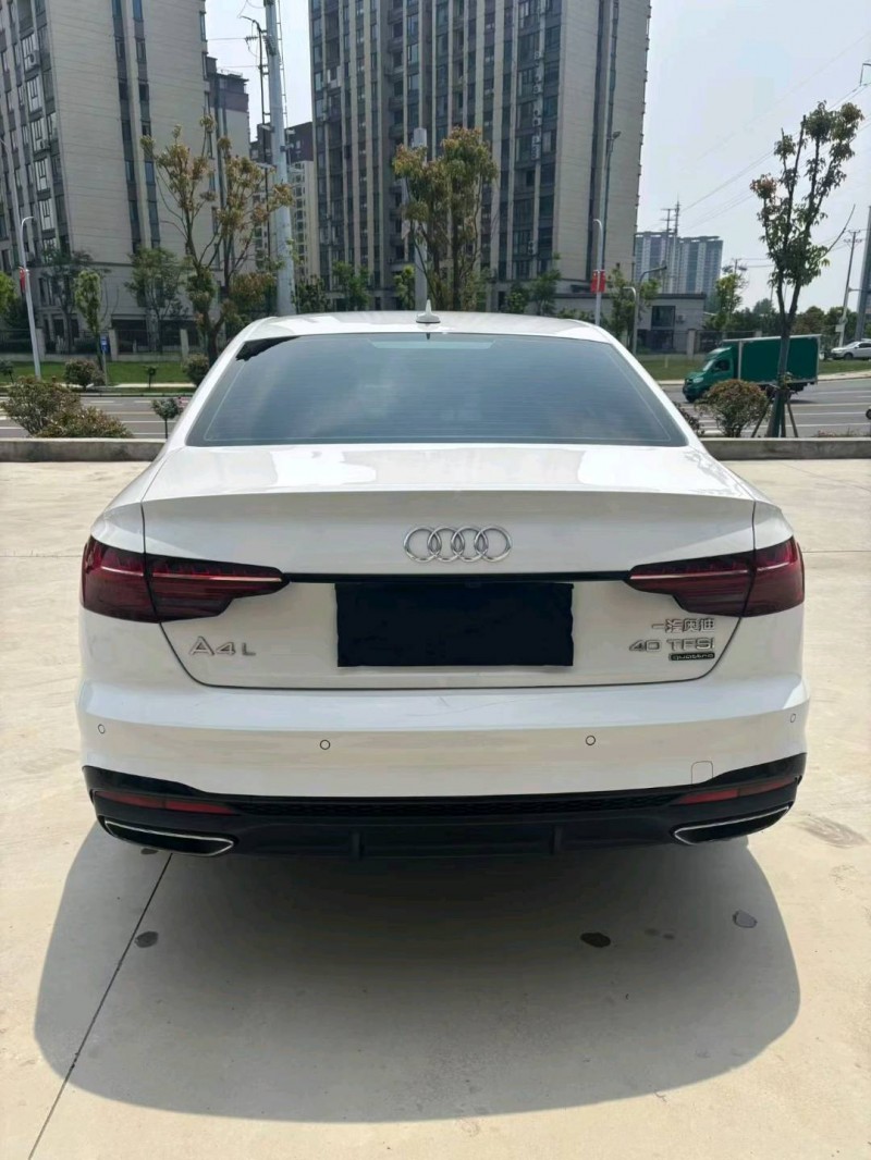 襄陽23年奧迪A4L6