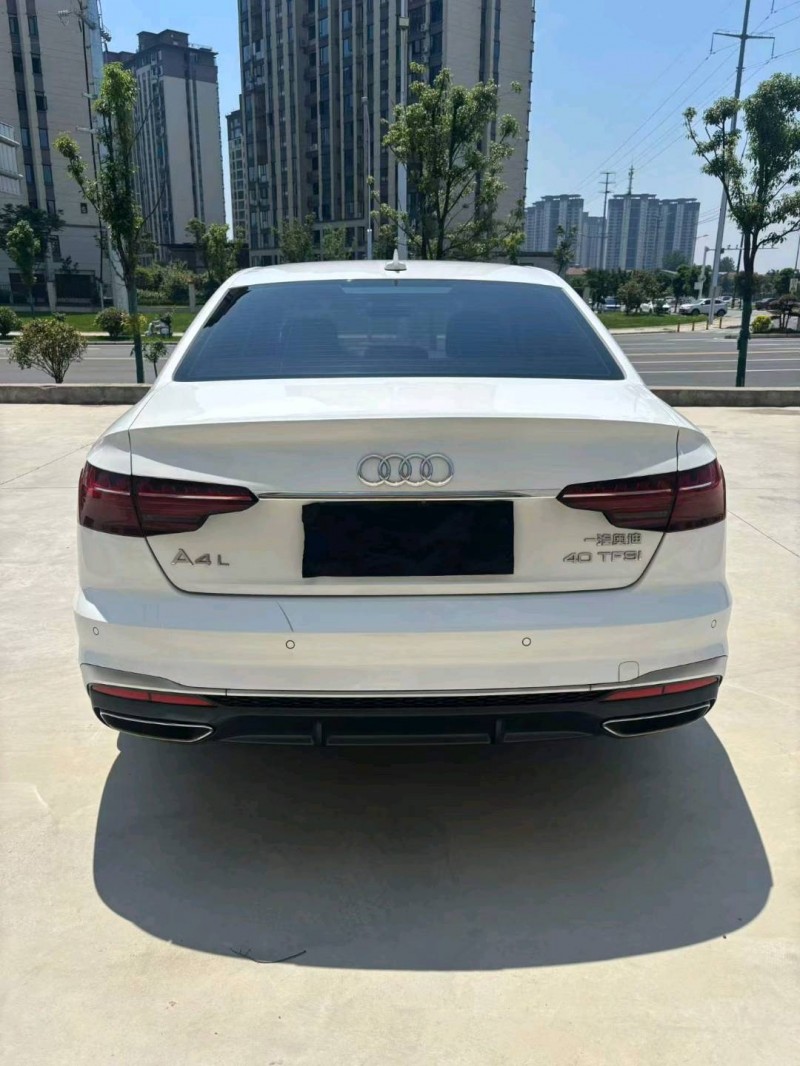襄陽21年奧迪A4L7