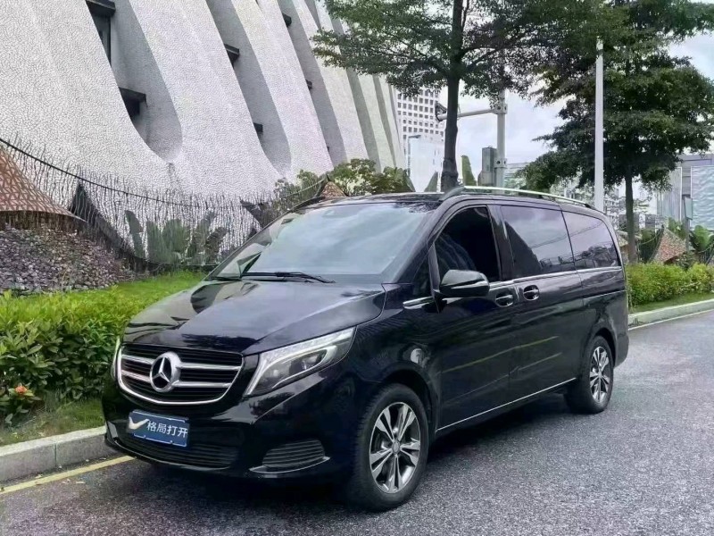 东莞18年奔驰V2