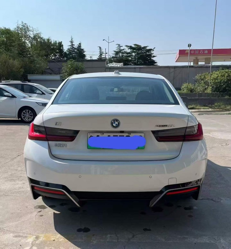 濟寧25年寶馬I35