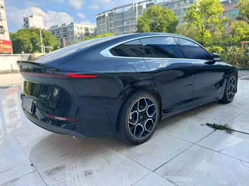 河源25年長安汽車啟源6