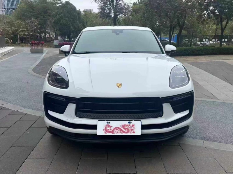 佛山22年保時捷Macan1