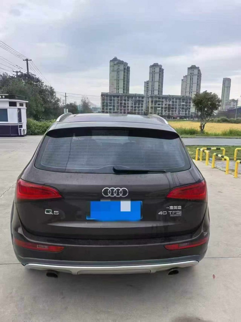 嘉興17年奧迪Q59