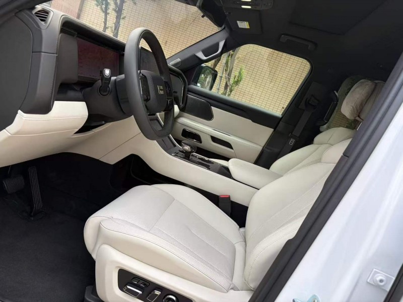 中山26年極石汽車014