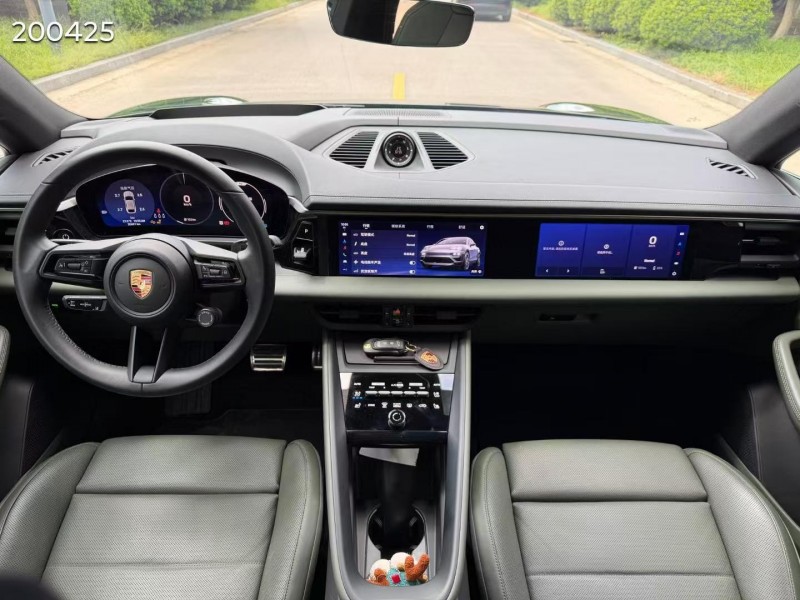 鹽城25年保時捷Macan7