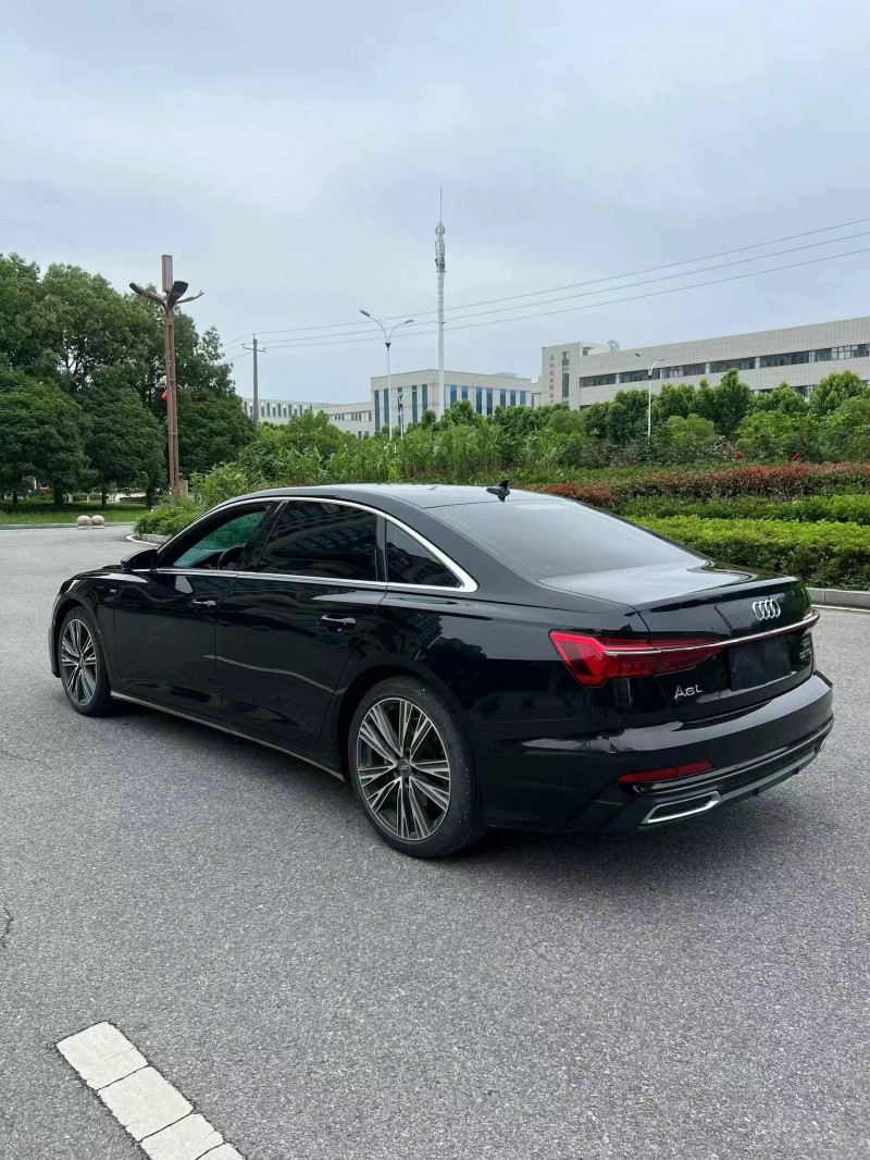 南陽20年奧迪A6L8
