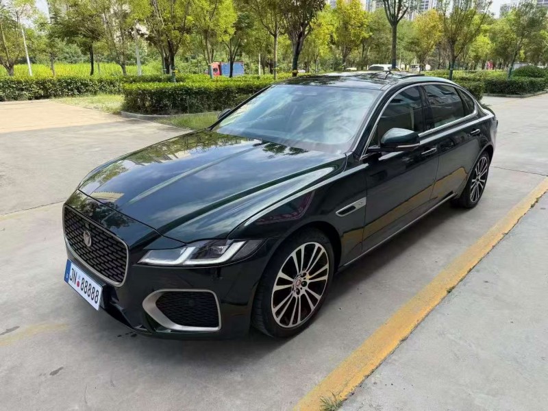 濟寧26年捷豹XFL3