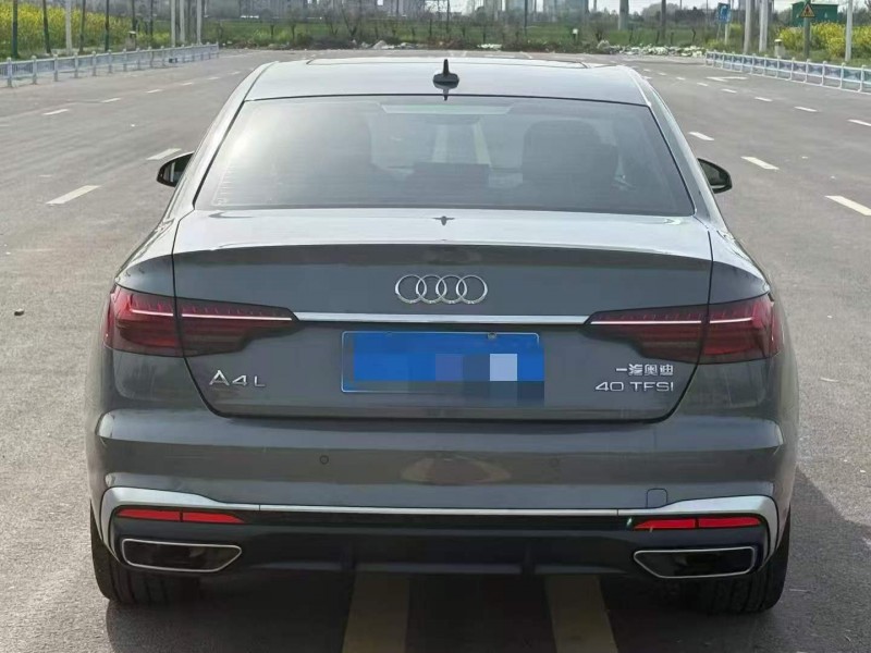 延安21年奧迪A4L9