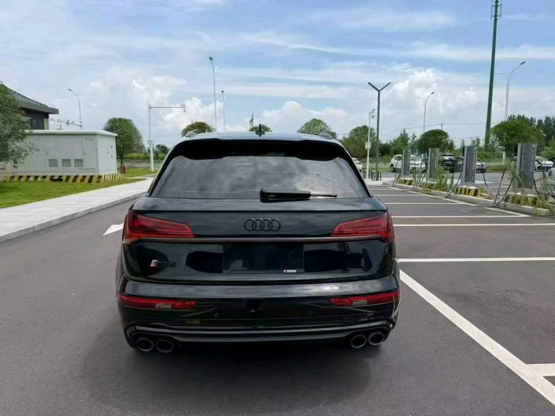 襄阳21年奥迪Q54
