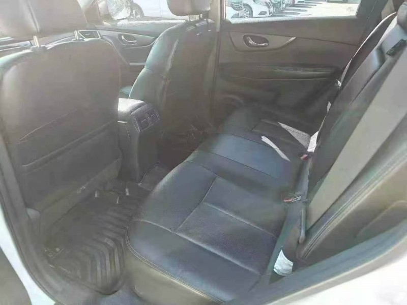 秦皇島16年日產奇駿4