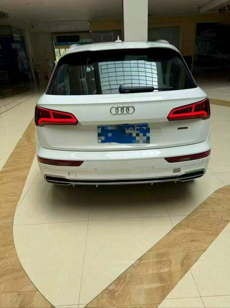 蚌埠21年奧迪Q59