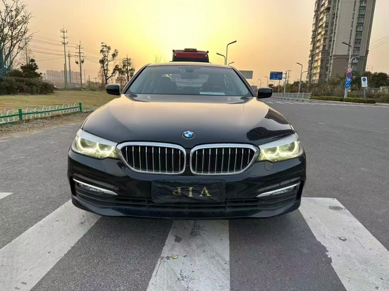 苏州17年宝马5系1