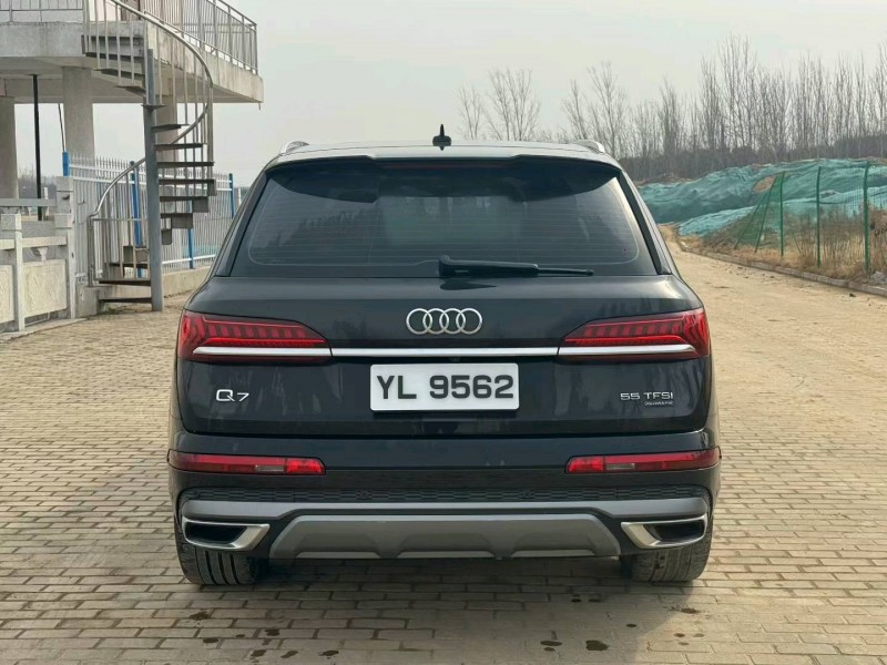 鄭州21年奧迪Q75
