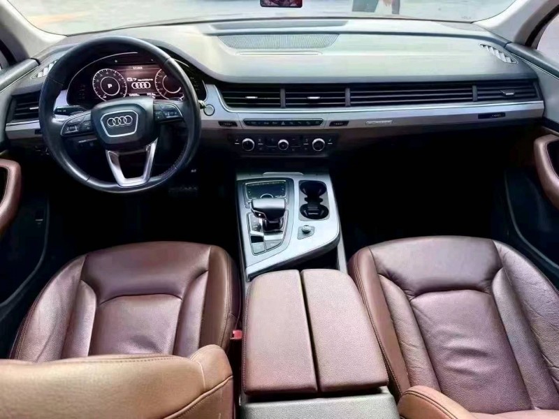 东营18年奥迪Q79