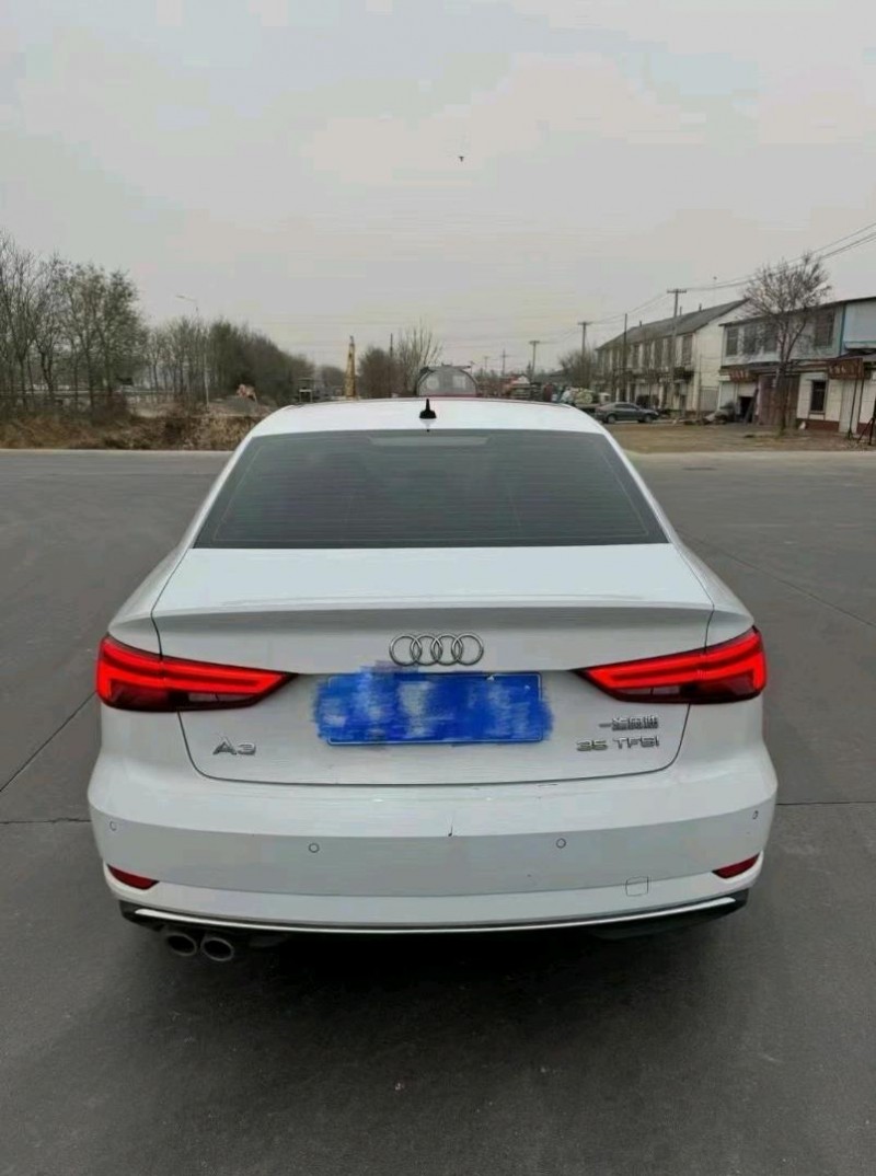 东营21年奥迪A38