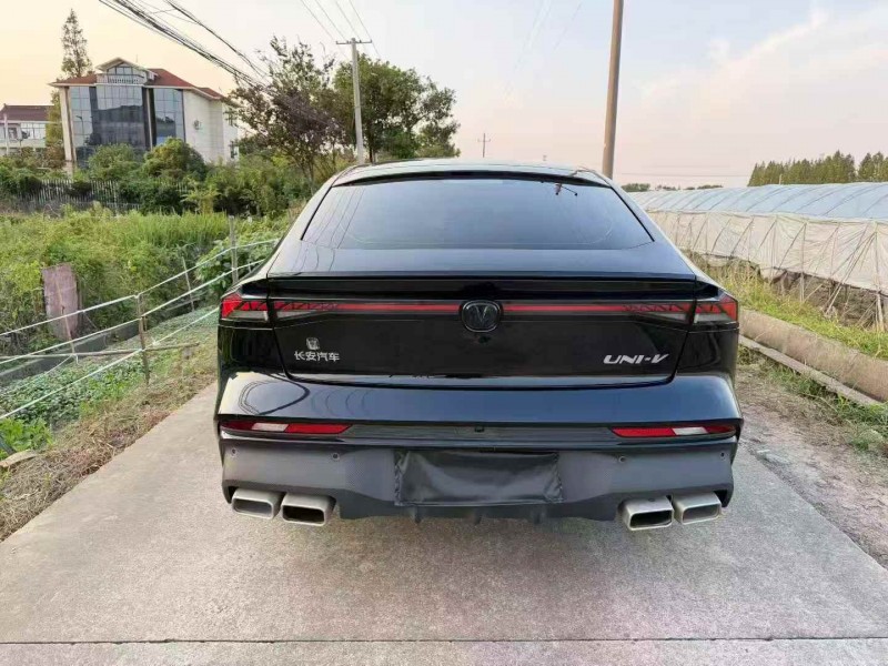 嘉興25年長安汽車UNI9