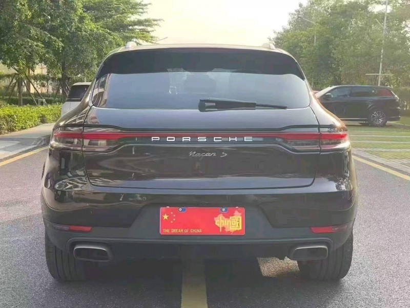 广州19年保时捷Macan5