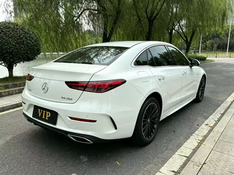 南昌23年奔驰C8