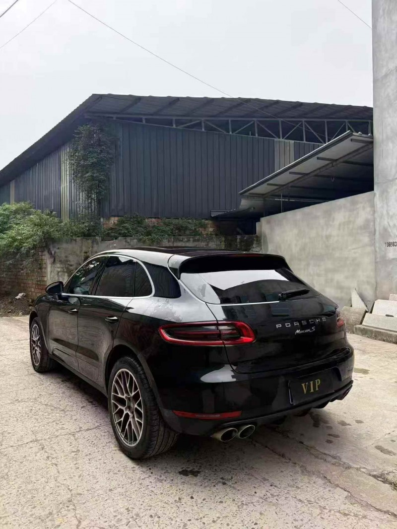 成都15年保時捷Macan8