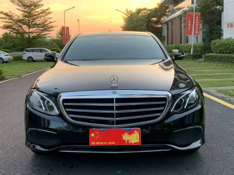 广州17年奔驰E1
