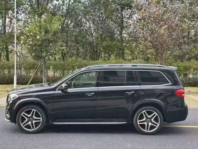广州18年奔驰GLS4