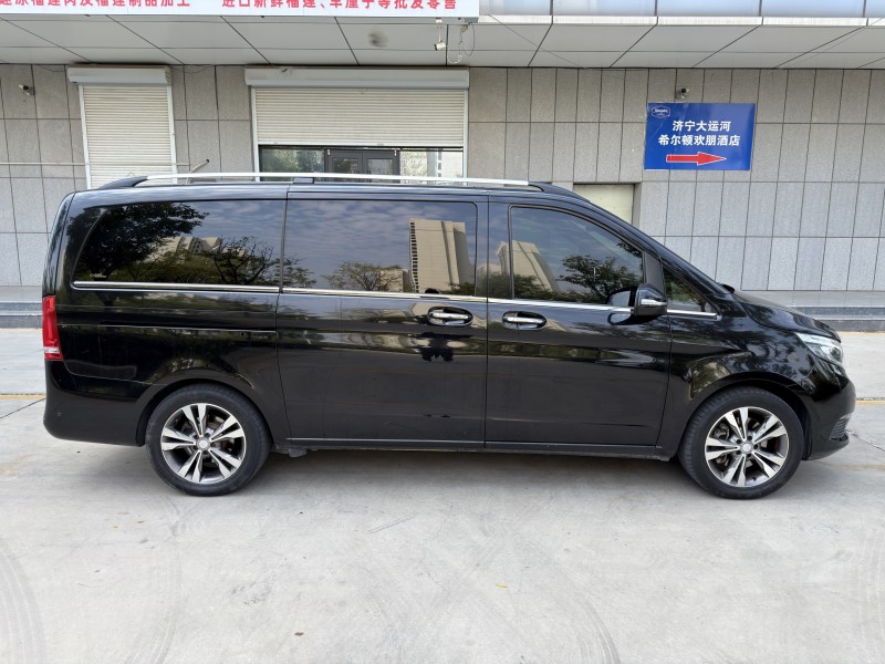 济宁18年奔驰V4