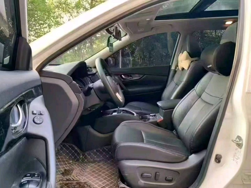 广州23年日产奇骏7