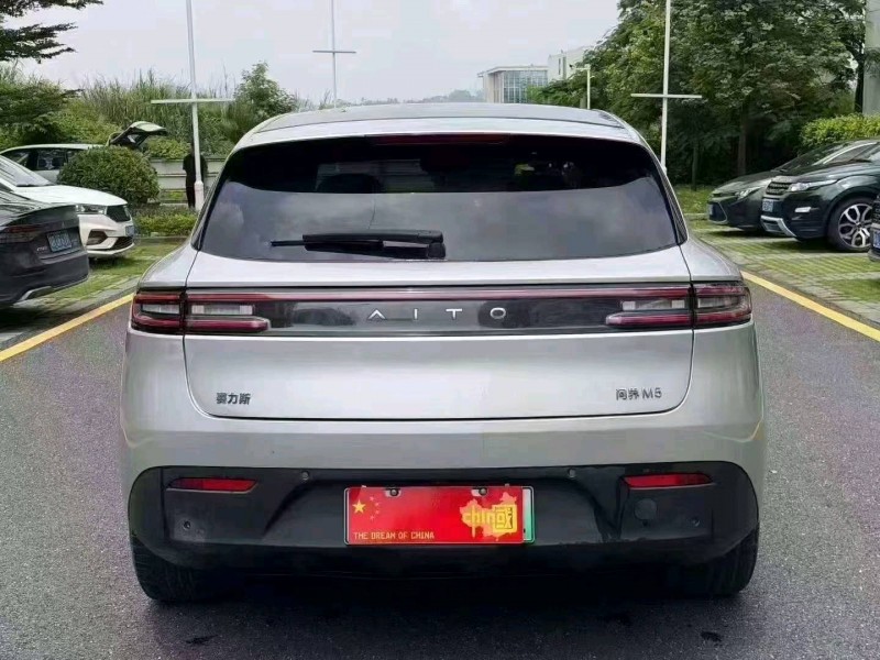 广州22年华为智选问界5